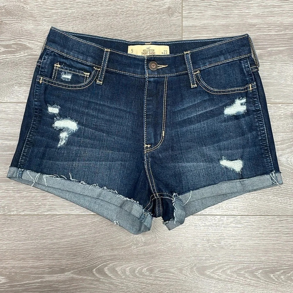 NWOT Hollister High Rise Short Short Ripped Dark Wash Denim 2” Inseam Size 5 - Picture 3 of 15